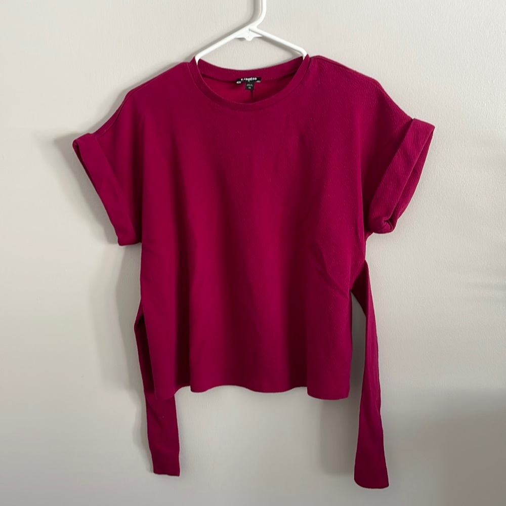 Express fuchsia top with tie. Size XS.